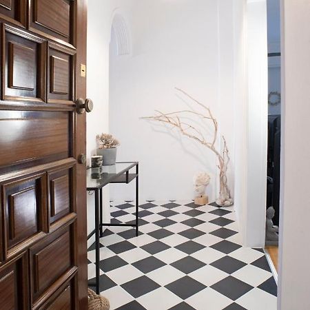 Spacious 82 M2 Two Bedroom Classy Apartment Near City Center Thessaloníki Eksteriør billede